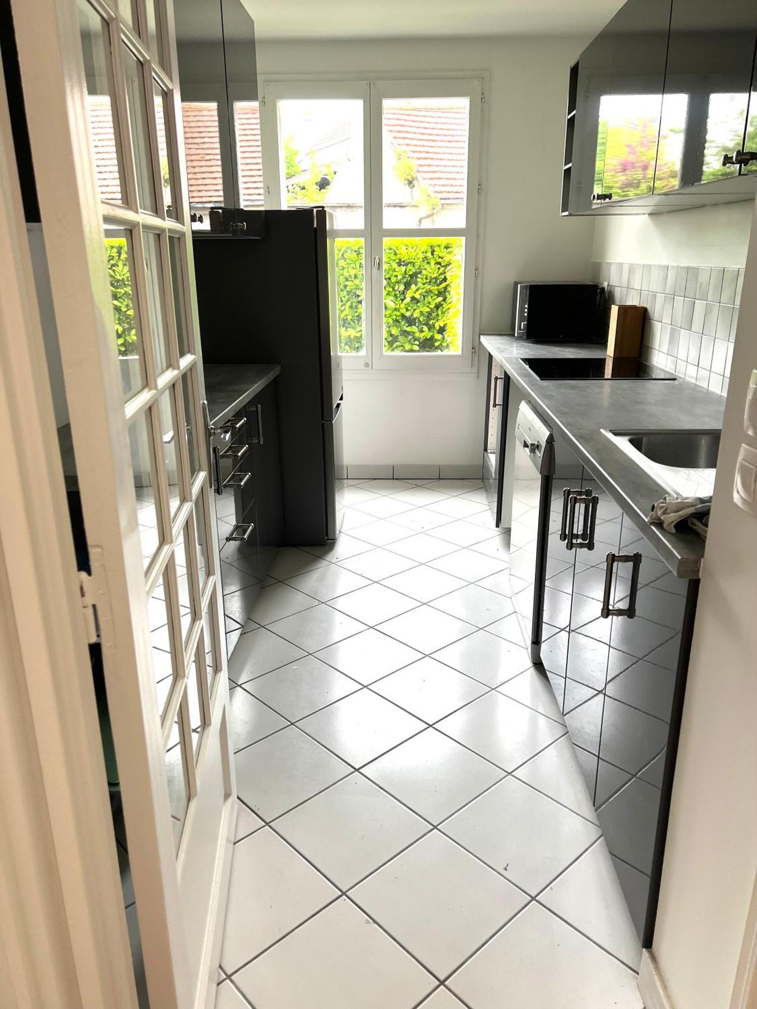 Appartement Standing Avec Jardin, 4 Personnes, Strategiquement Situe 망트라졸리 외부 사진